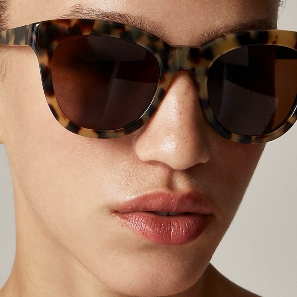 Brown Oversized Cat-Eye Sunglasses